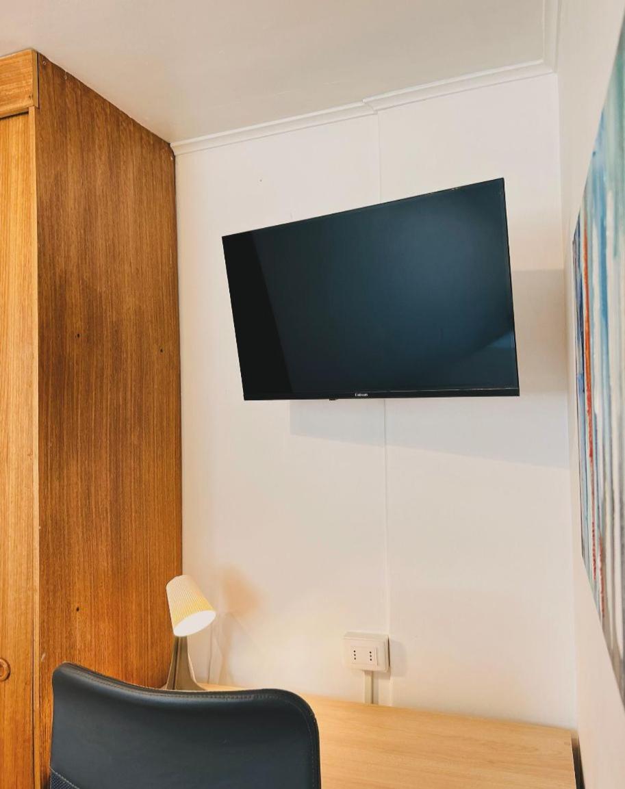 סנטיאגו Yogi Hostels מראה חיצוני תמונה
